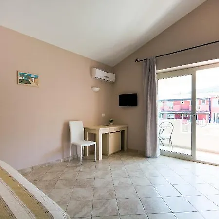Residenza Borgo Italico 3* 圣多米尼卡