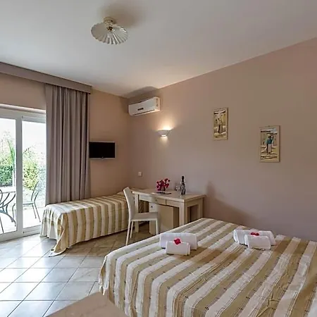 Nocleg ze śniadaniem Residenza Borgo Italico