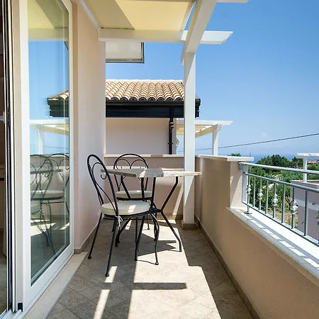 Bed & Breakfast Residenza Borgo Italico 3*