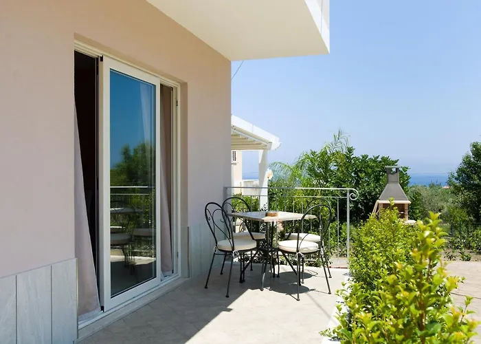 Residenza Borgo Italico לינה וארוחת בוקר סנטה דומניקה