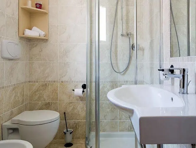 Residenza Borgo Italico 3*